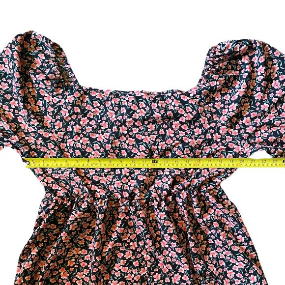 Bloomchic Black & Pink Floral Babydoll Top Size 14/16 NEW - Picture 4 of 4